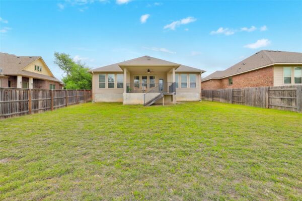 557 Scenic Bluff Dr, Georgetown