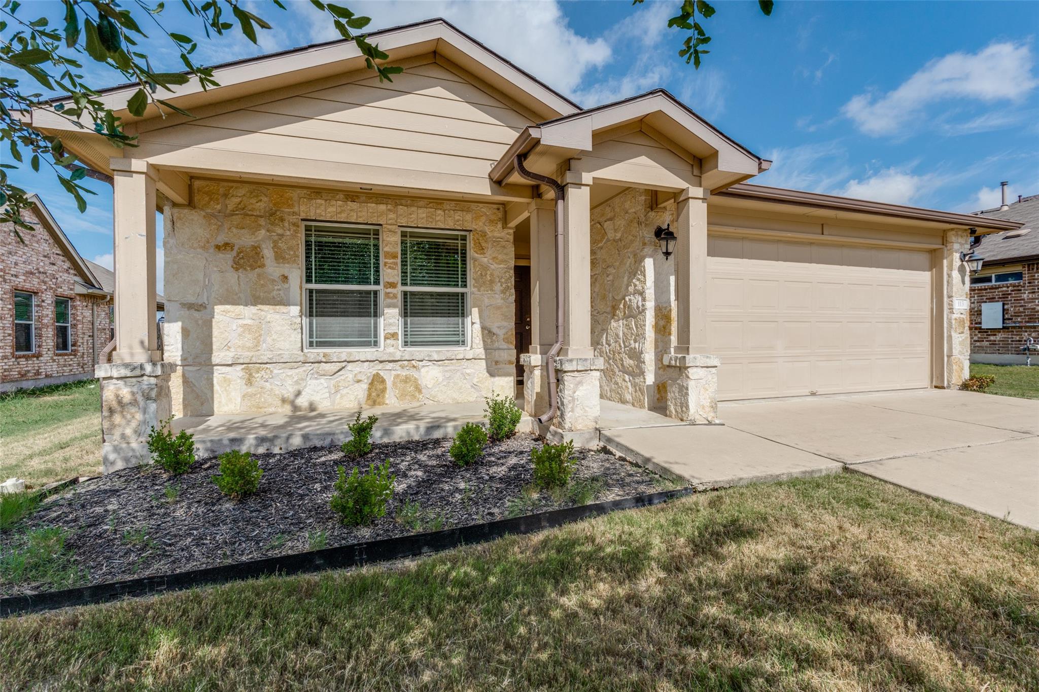 113 Screech Owl Dr, Kyle, TX 78640
