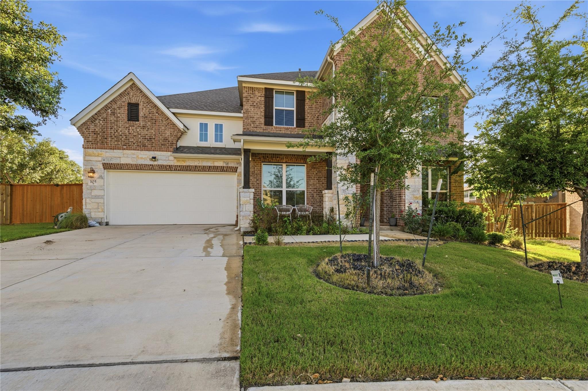 105 AUTUMN OAK Way, Georgetown, TX 78628