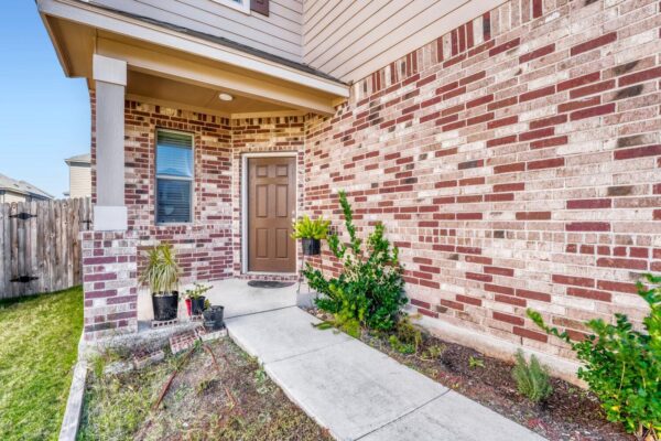 13400 Dolley Madison St, Manor