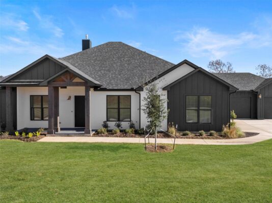 131 Hydrangea Dr, Smithville