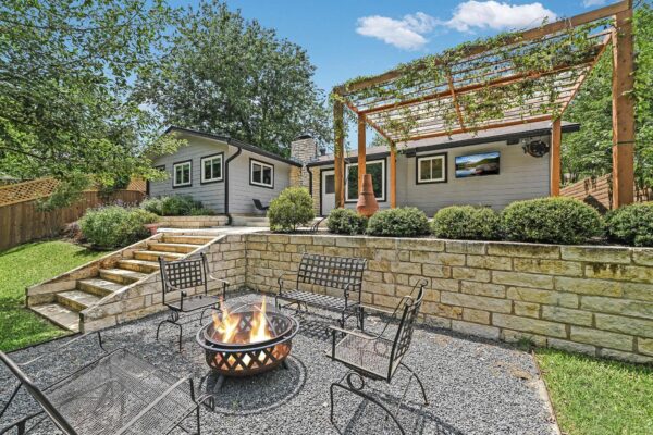 3203 Santa Fe Dr, Austin