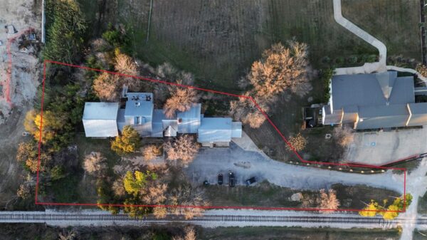 416 Depot St, Elgin