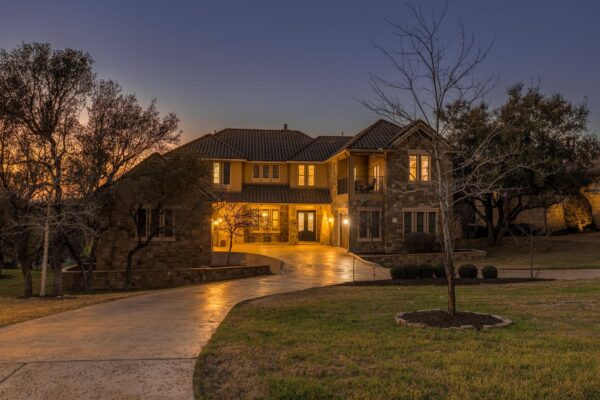 104 Bella Strada Cv, Austin