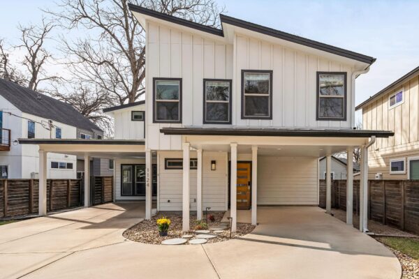 1124 Linden St #B, Austin