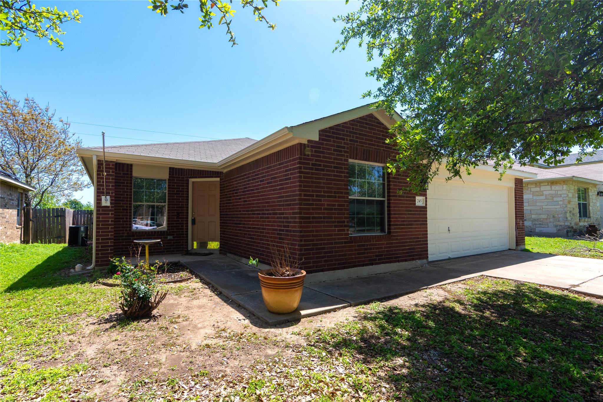 245 Shale Dr, Jarrell, TX 76537
