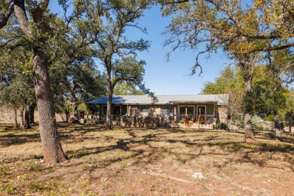 1071 Rolling Hills Dr, Wimberley