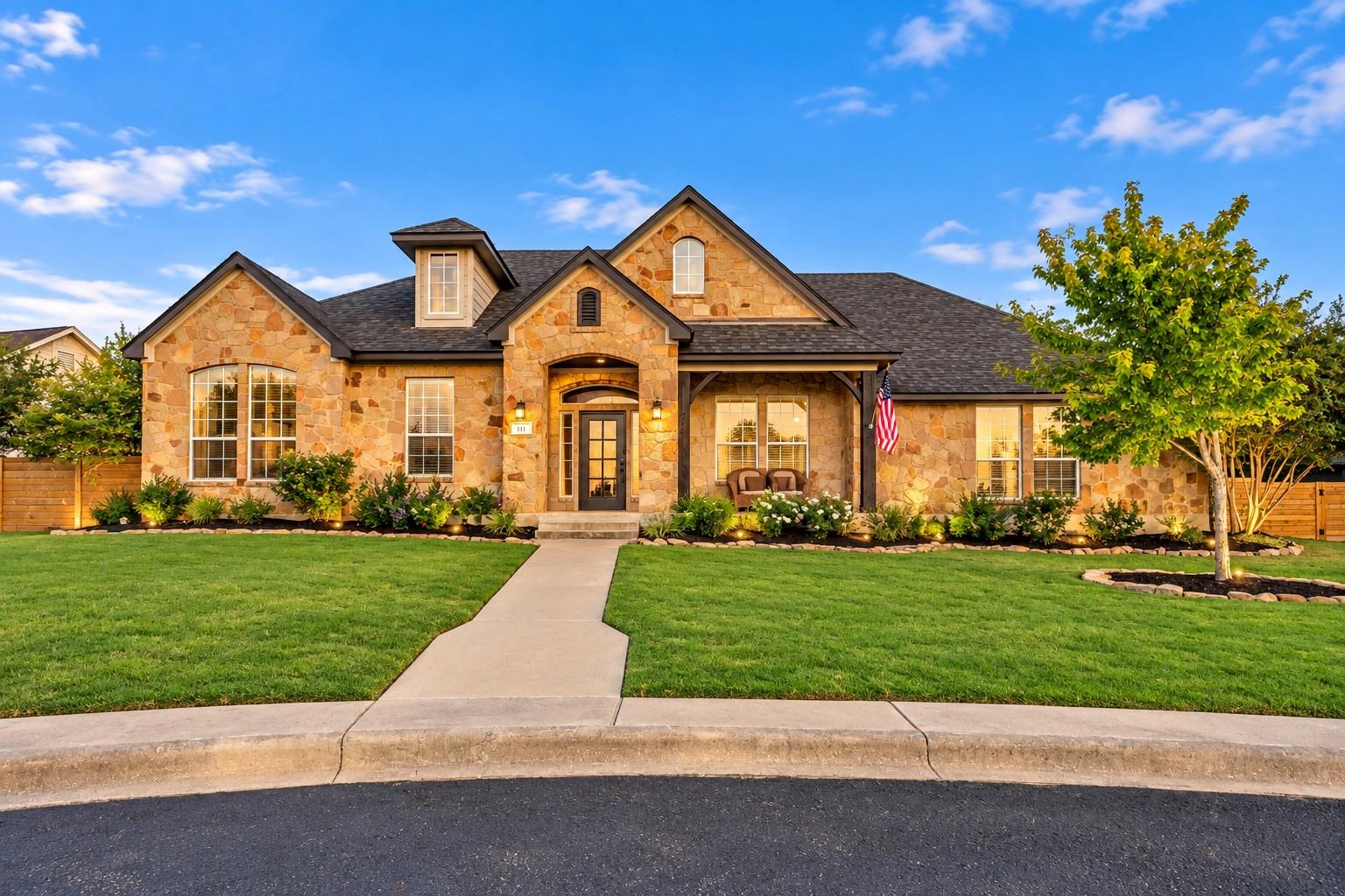 111 Natalies Pt, Burnet, TX 78611
