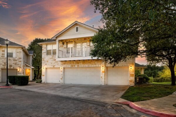 1900 Scofield Ridge Pkwy #203, Austin