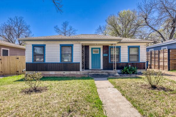 607 W North Loop Blvd, Austin