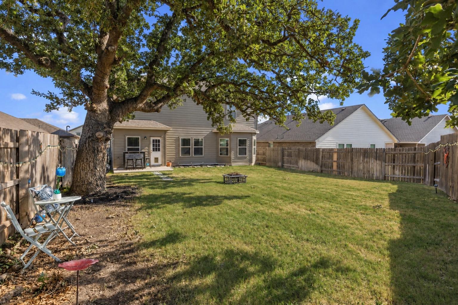361 Bright Star Ln, Georgetown, TX 78628