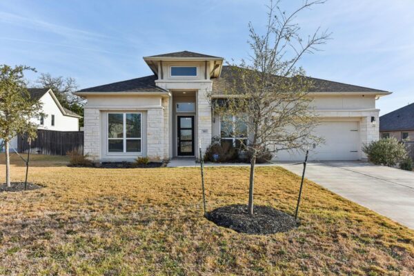 163 Kellogg Ln, Bastrop