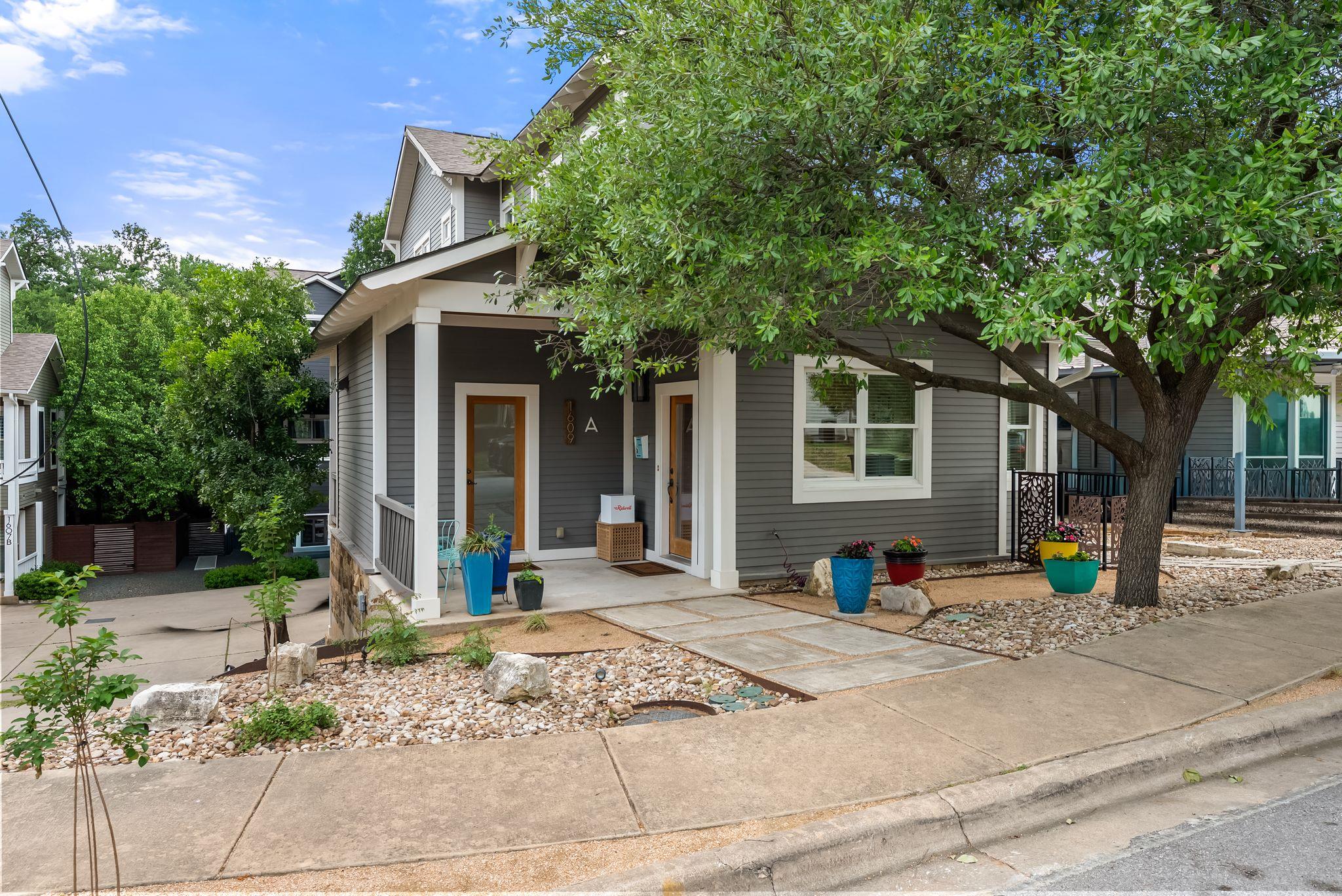 1609 W 8th St #A, Austin, TX 78703
