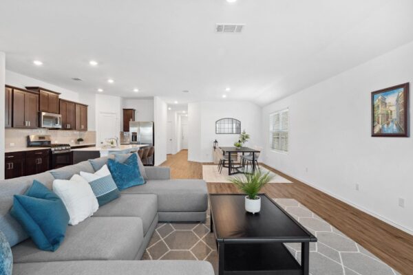 185 Silver Springs Bnd, Kyle