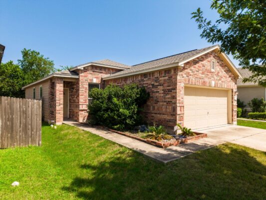 13521 Abraham Lincoln St, Manor