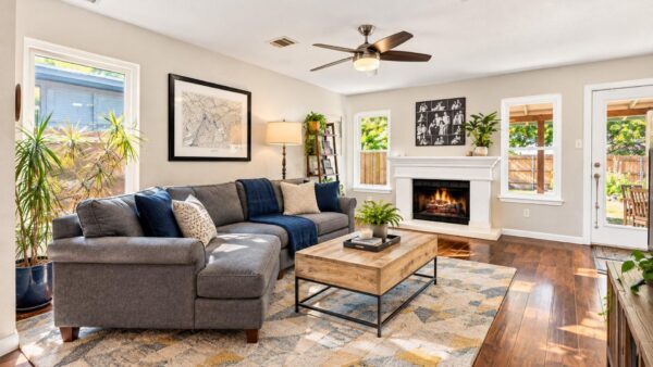 1114 Strickland Dr, Austin