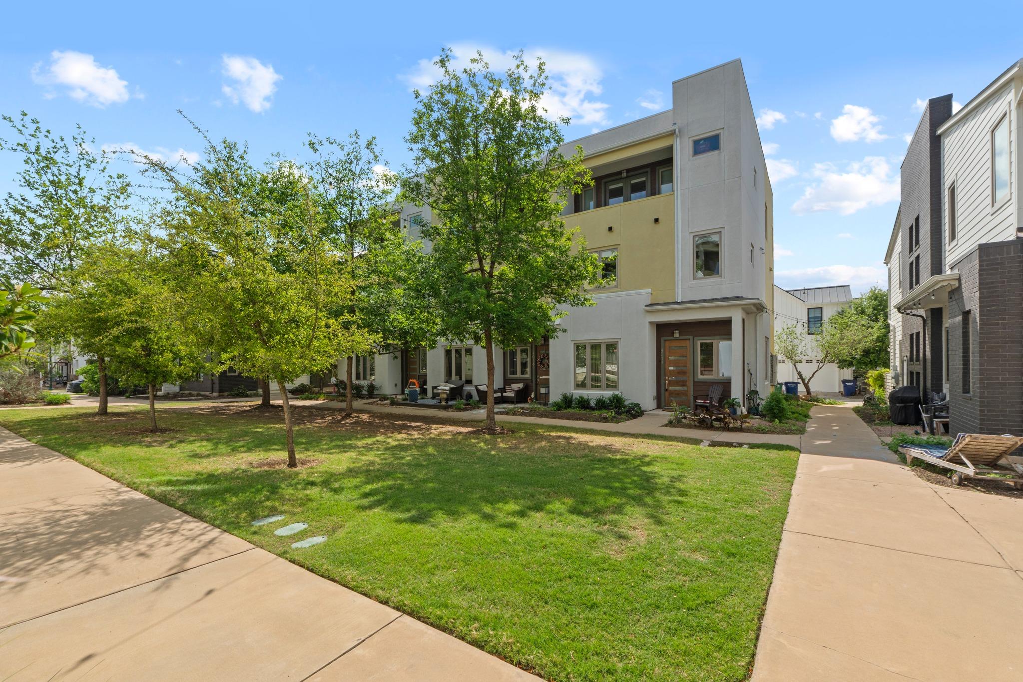 4517 Kocurek St, Austin