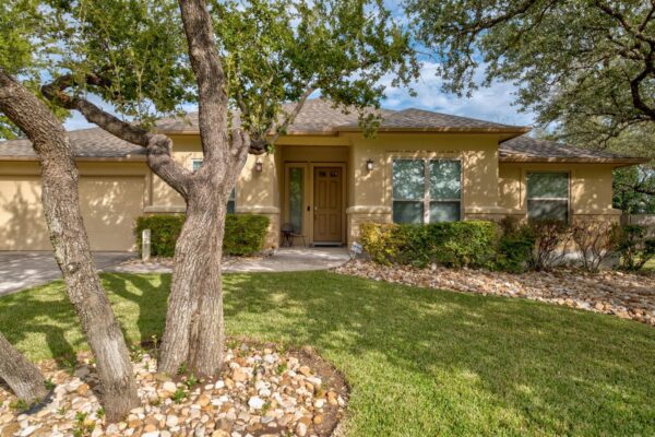 823 Lone Star Dr, Cedar Park