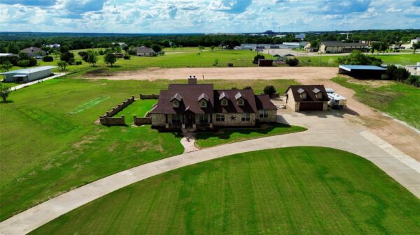106 Deep Lake Dr, Liberty Hill