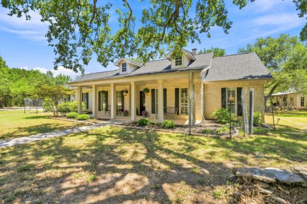 262 E Ridgewood Rd, Georgetown
