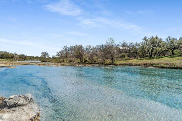 1600 Flite Acres Rd, Wimberley