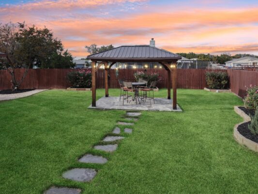 1909 Omaha Dr, Lago Vista