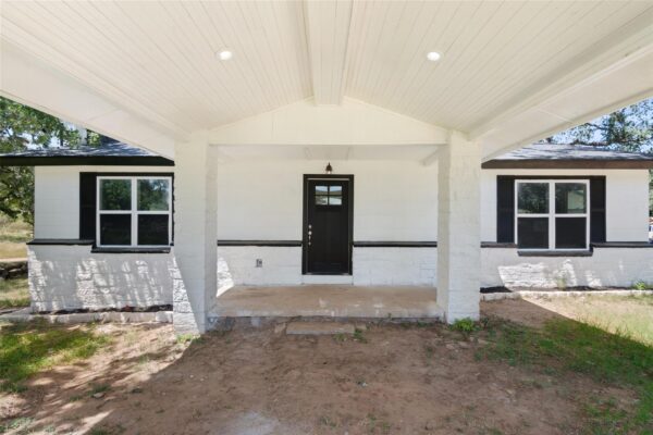 210 Highcrest Dr, Granite Shoals
