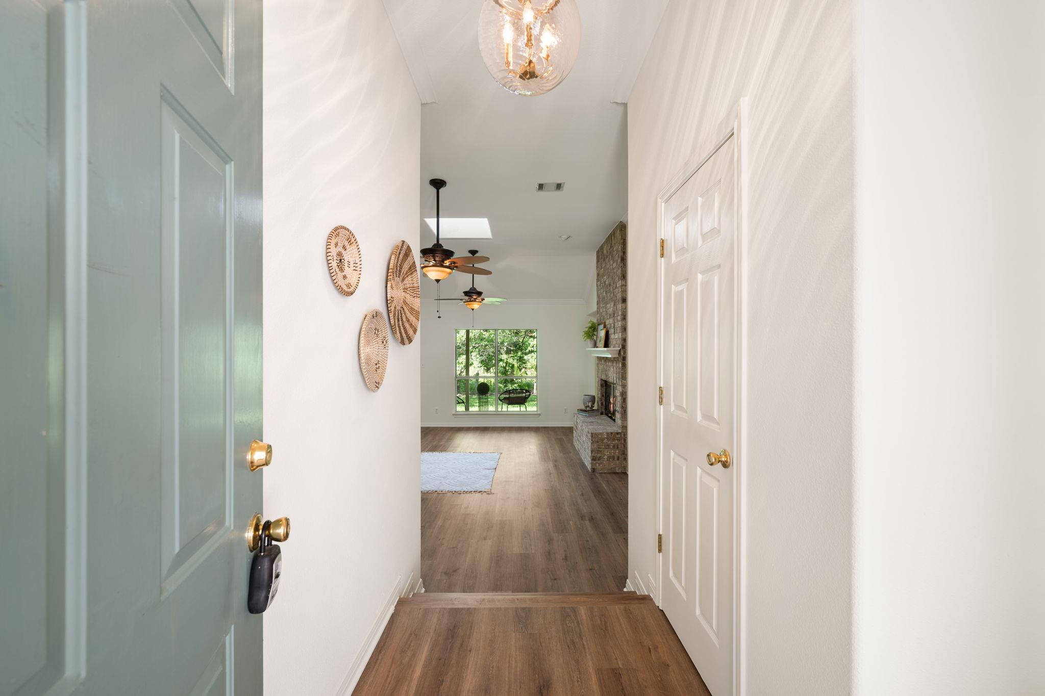 1005 Briargate Dr, Austin, TX 78753