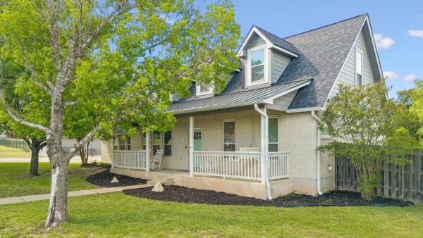 205 Morningside Cir, Hutto