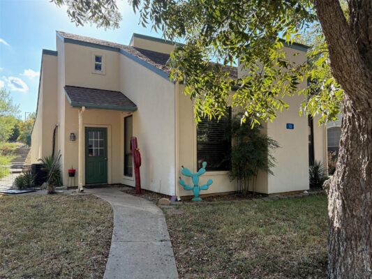 10 Townhouse Cir, Wimberley