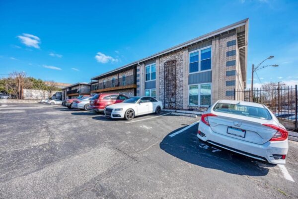 2401 Manor St Rd #118, Austin