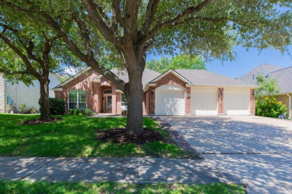 1870 Paradise Ridge Dr, Round Rock