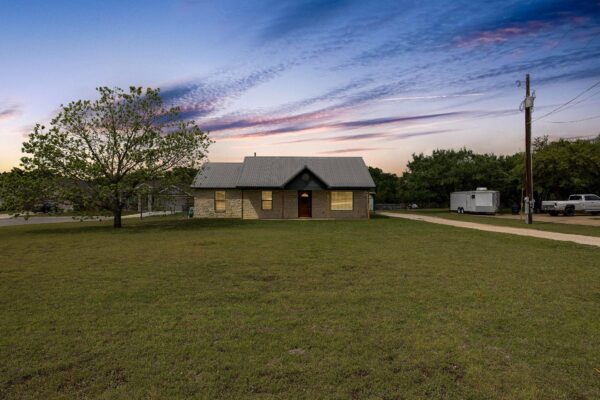 306 Dove Trl, Bertram