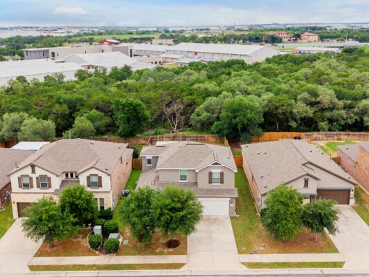 135 Mary Max Cir, San Marcos