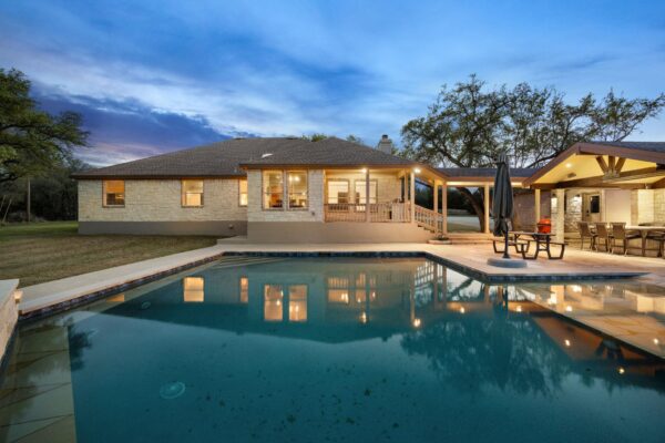 344 Patricia Rd, Georgetown