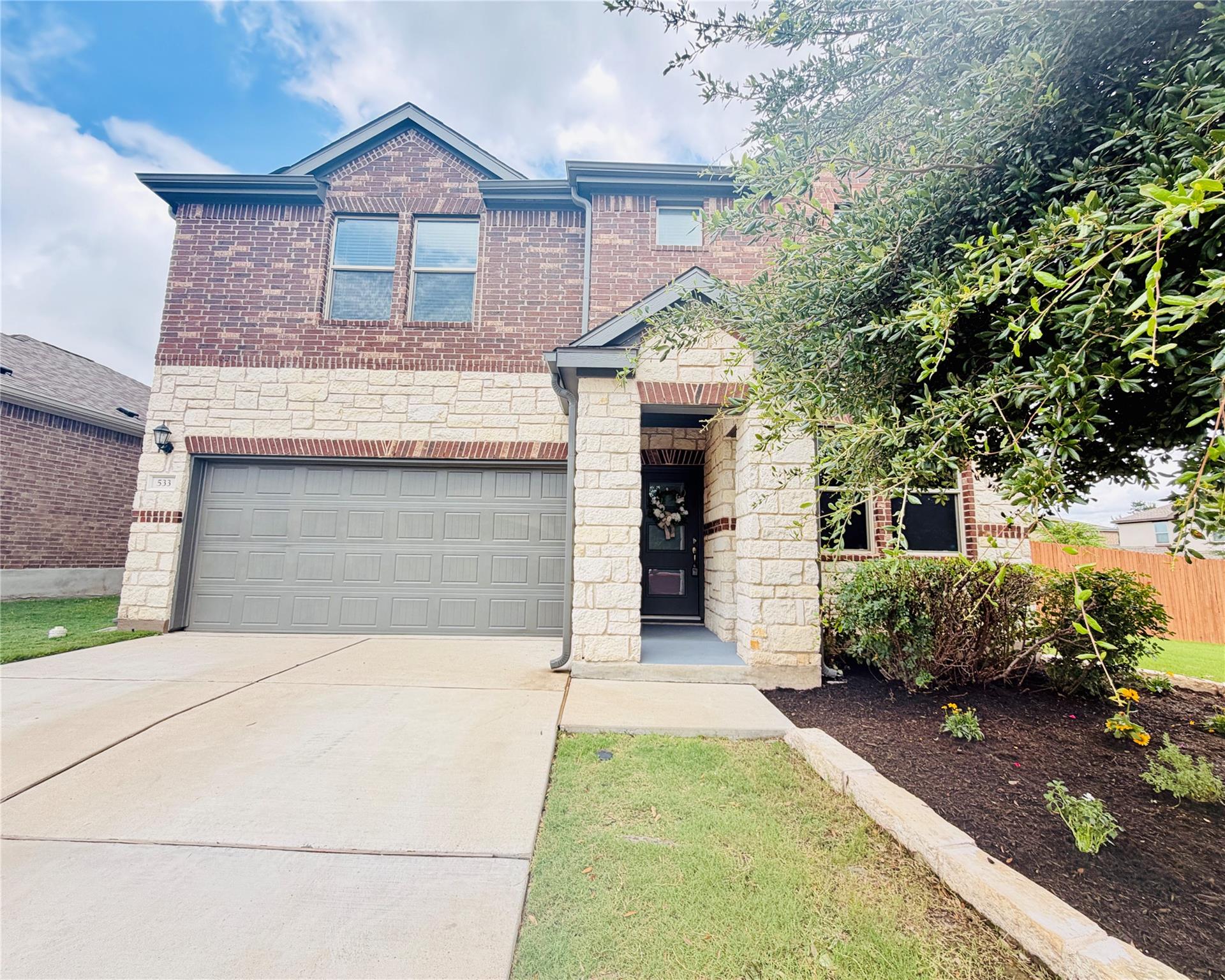 533 Appalachian Trl, Leander, TX 78641