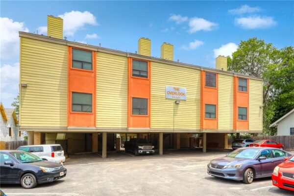 908 Poplar St #105, Austin