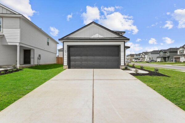 200 Varner Way, Maxwell