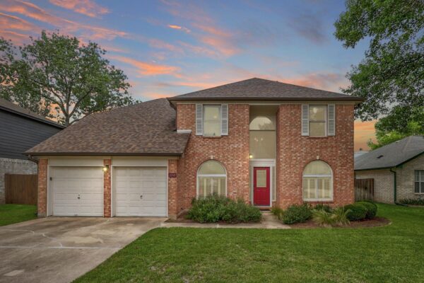 1200 Mountain View Dr, Pflugerville