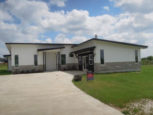3947 County Road 210 None, Bertram