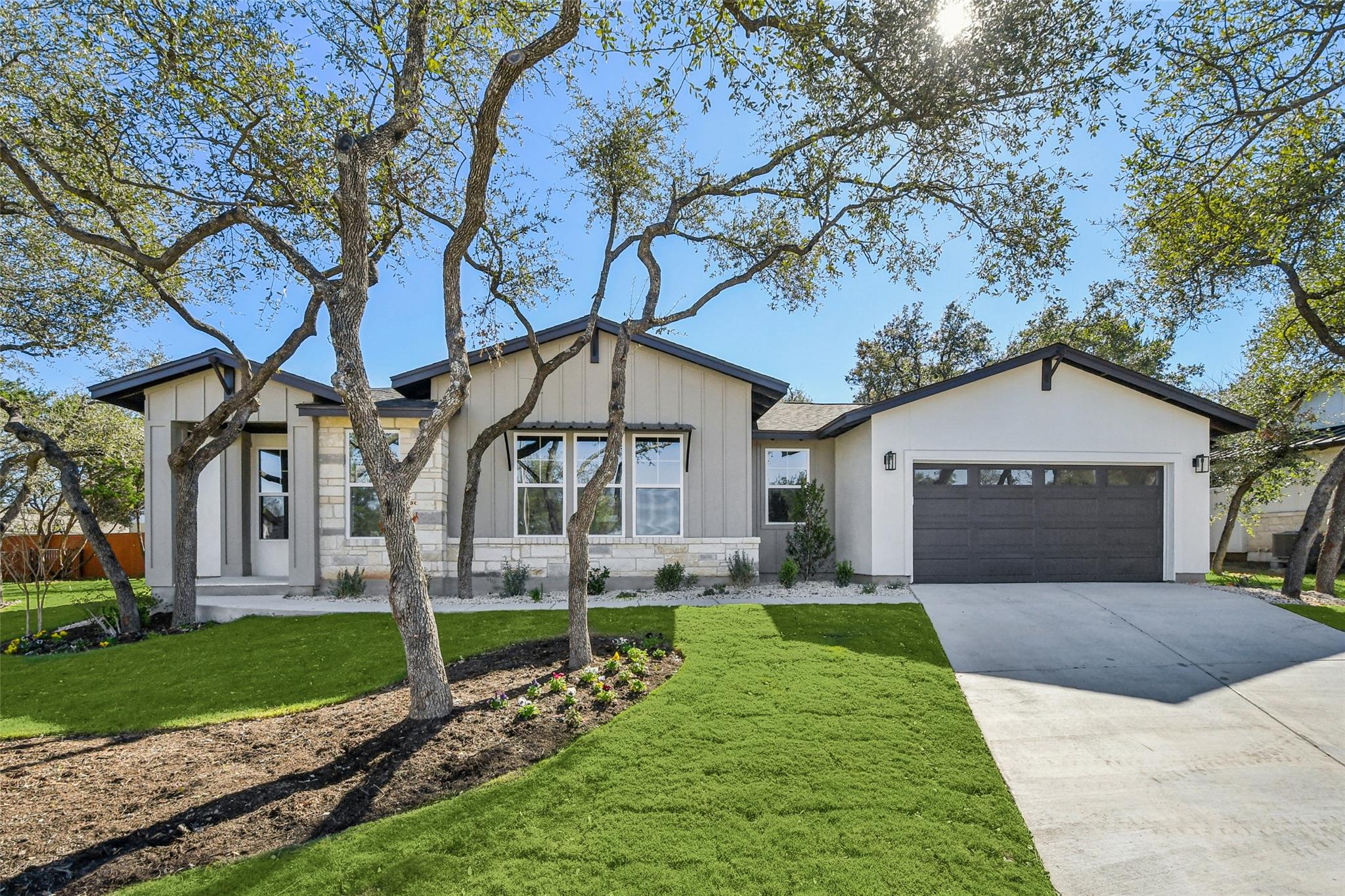 2167 Quiet Stables Cir, Cedar Park