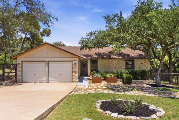 6808 Smokey Hill Rd, Austin