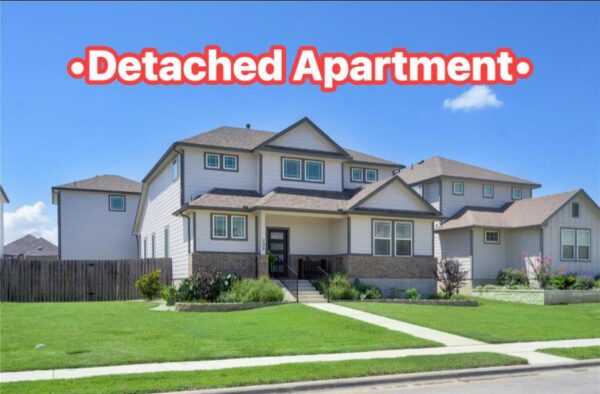 208 Garner Dr, Kyle