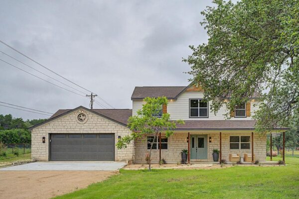 200 E Meadow Ln, Wimberley