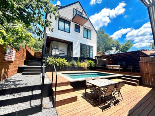 1914 E 8th St, Austin