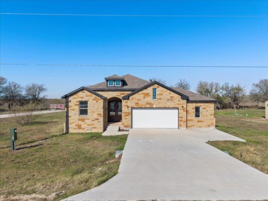 217 Gato Rd, Cedar Creek