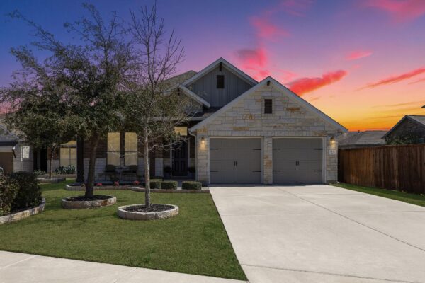 112 Fattoria Cv, Liberty Hill