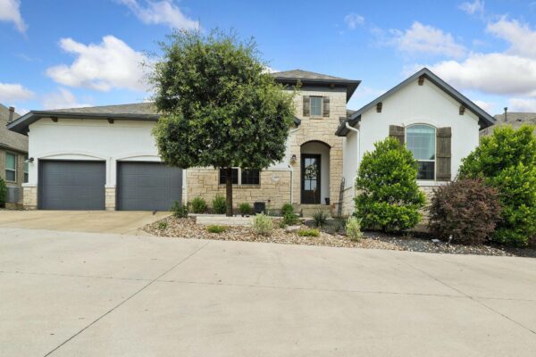 1009 Legacy Xing, Georgetown