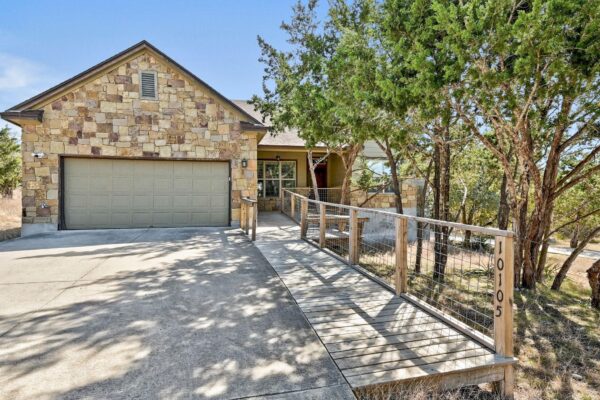 10105 Little Creek Cir, Dripping Springs