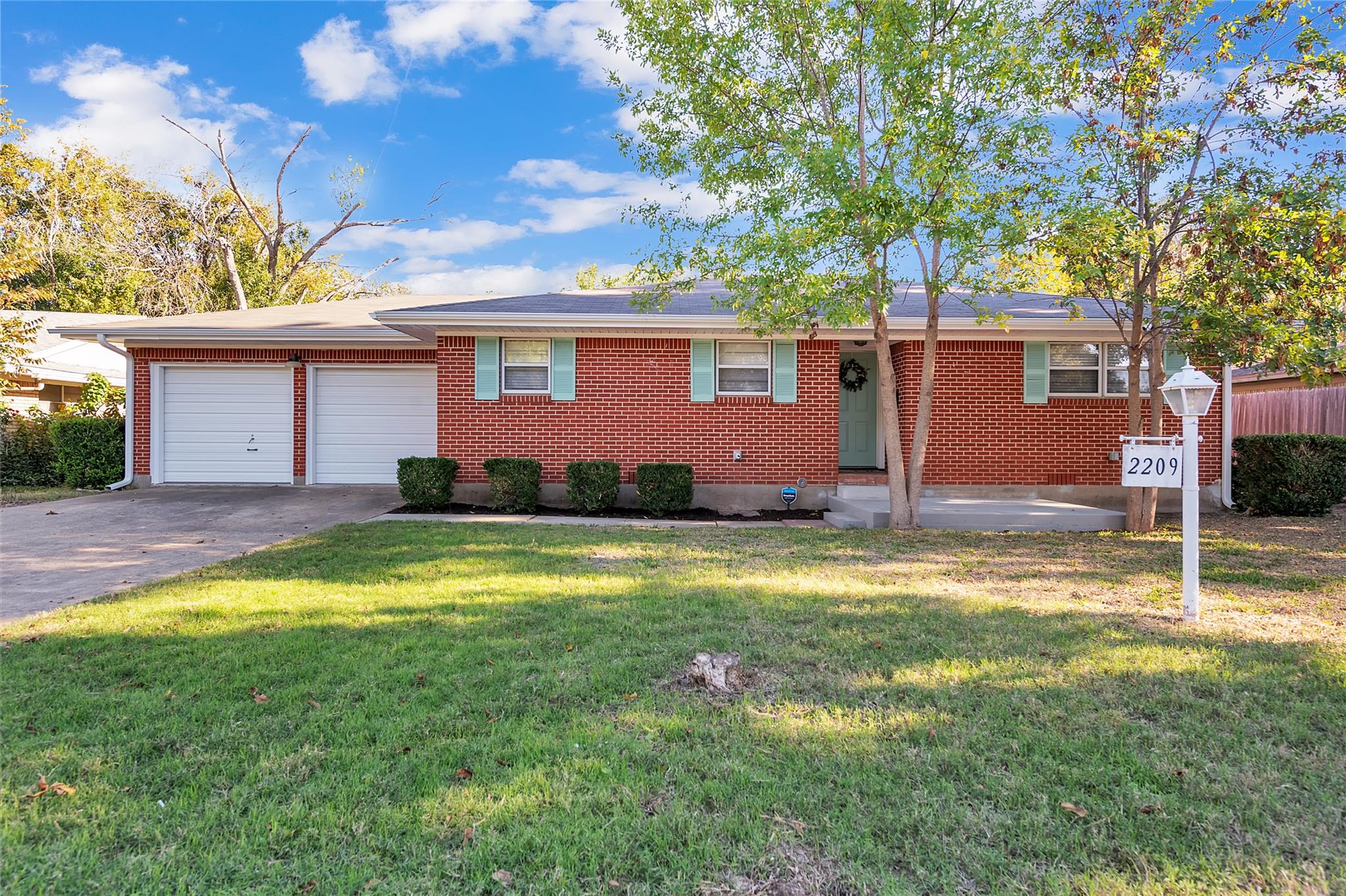 2209 S 51st St, Temple, TX 76504